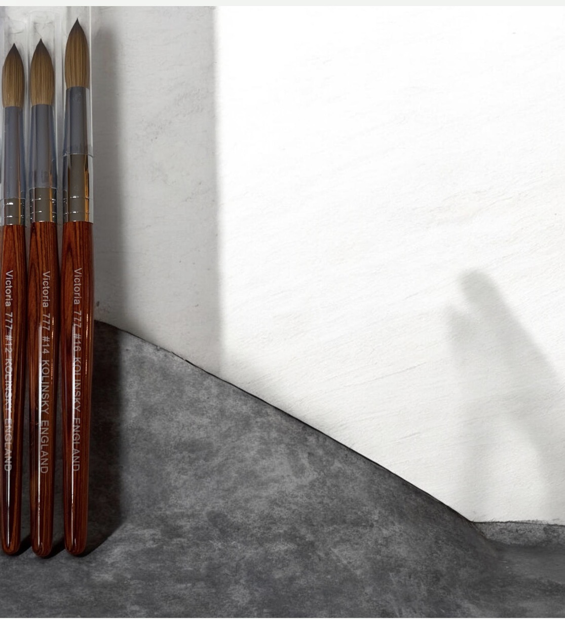 Victoria 777 Kolinsky brushes in sizes 12, 14 and 16